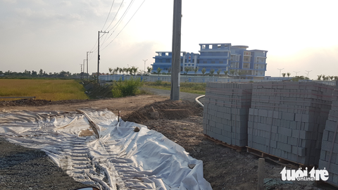 Bệnh viện trăm tỉ ở An Giang ‘đắp chiếu’ vì sao? - Ảnh 4. Bệnh viện trăm tỉ ở An Giang ‘đắp chiếu’ vì sao? - Ảnh 4.