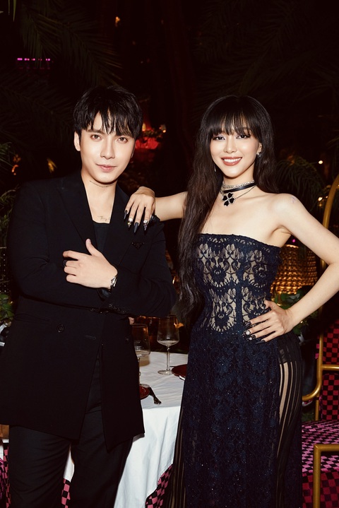 Phạm Băng Băng tái xuất, gây chú ý khi kết hợp cùng stylist Việt Kye Nguyễn - Ảnh 4. Phạm Băng Băng tái xuất, gây chú ý khi kết hợp cùng stylist Việt Kye Nguyễn - Ảnh 4.