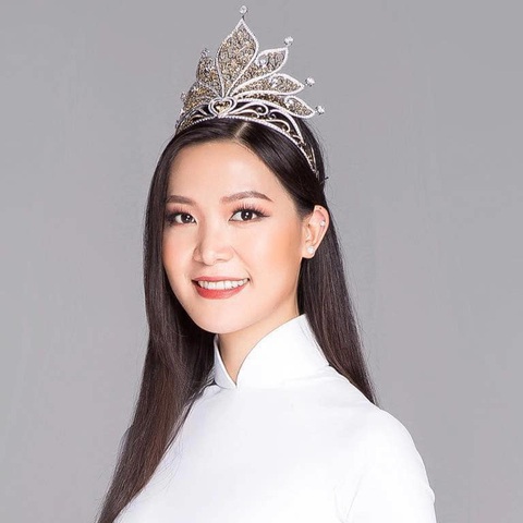 Nhan sắc Hoa hậu Việt Nam 2008 Thùy Dung sau 15 năm ra sao? - Ảnh 2. Nhan sắc Hoa hậu Việt Nam 2008 Thùy Dung sau 15 năm ra sao? - Ảnh 2.