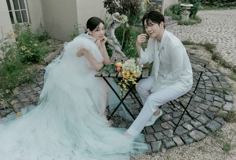 Khán giả rúng động về tin đồn ly hôn của Hyun Bin và Son Ye Jin - Ảnh 4. Khán giả rúng động về tin đồn ly hôn của Hyun Bin và Son Ye Jin - Ảnh 4.