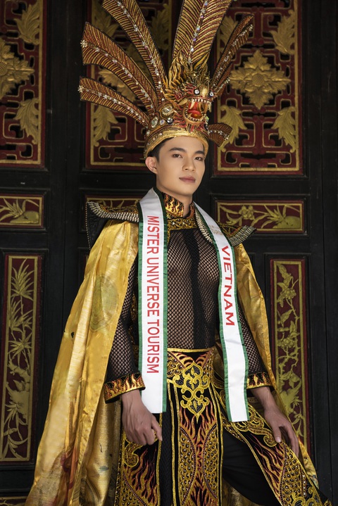 Thùy Tiên kêu gọi hiến tạng; bác sĩ Bệnh viện 175 đoạt ngôi vị á vương Du lịch hoàn vũ 2023 - Ảnh 4. Thùy Tiên kêu gọi hiến tạng; bác sĩ Bệnh viện 175 đoạt ngôi vị á vương Du lịch hoàn vũ 2023 - Ảnh 4.