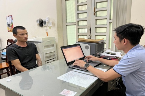 Công an Đồng Nai bắt giữ ba nghi phạm chế tạo, mua bán súng - Ảnh 1. Công an Đồng Nai bắt giữ ba nghi phạm chế tạo, mua bán súng - Ảnh 1.
