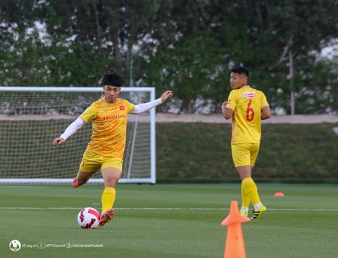 U23 Việt Nam tích cực rèn chiến thuật tại Qatar - Ảnh 5. U23 Việt Nam tích cực rèn chiến thuật tại Qatar - Ảnh 5.