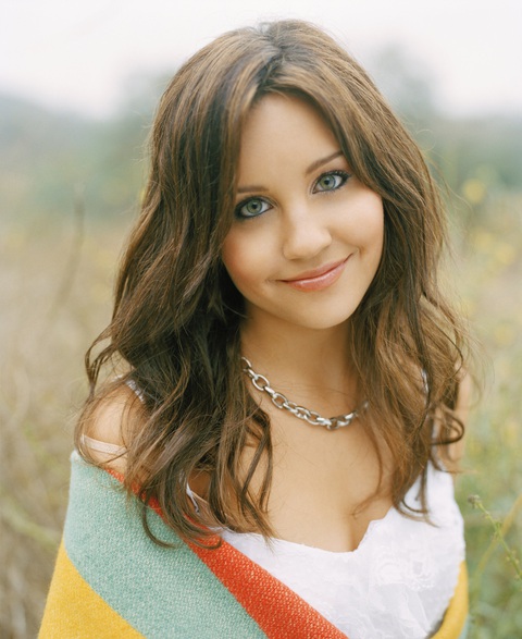 Khỏa thân trên phố, ‘nữ hoàng phim teen’ Amanda Bynes bị ‘bế’ đến viện tâm thần - Ảnh 4. Khỏa thân trên phố, ‘nữ hoàng phim teen’ Amanda Bynes bị ‘bế’ đến viện tâm thần - Ảnh 4.