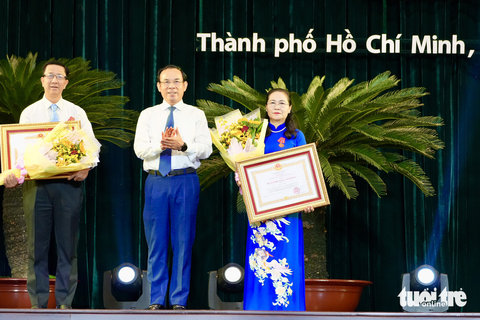 Bí thư Nguyễn Văn Nên: Ngày càng xuất hiện nhiều cách làm mới với tinh thần dám nghĩ dám làm - Ảnh 5. Bí thư Nguyễn Văn Nên: Ngày càng xuất hiện nhiều cách làm mới với tinh thần dám nghĩ dám làm - Ảnh 5.