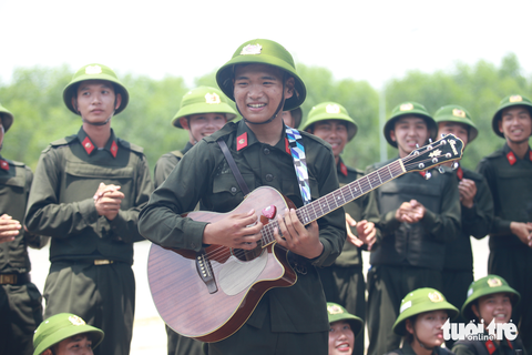 Thao trường khắc nghiệt của các chiến sĩ công an tương lai - Ảnh 8. Thao trường khắc nghiệt của các chiến sĩ công an tương lai - Ảnh 8.