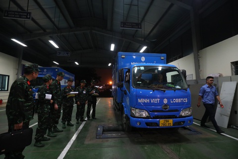 Cục Đăng kiểm đề nghị hỗ trợ thêm kiểm định viên quân sự - Ảnh 1. Cục Đăng kiểm đề nghị hỗ trợ thêm kiểm định viên quân sự - Ảnh 1.