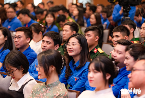 Đối thoại với Thủ tướng: Làm sao để bạn trẻ mua được nhà ở? - Ảnh 6. Đối thoại với Thủ tướng: Làm sao để bạn trẻ mua được nhà ở? - Ảnh 6.
