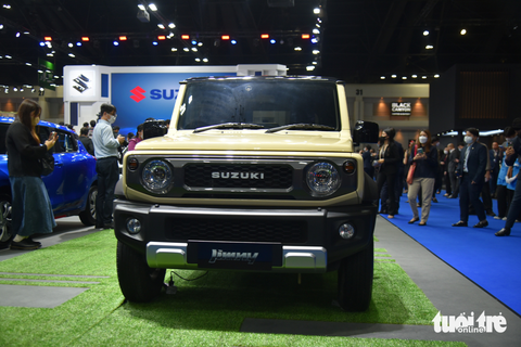 Khám phá Suzuki Jimny đang nhận cọc ở Việt Nam: Mercedes G-Class thu nhỏ, giá khó dưới 800 triệu - Ảnh 3. Khám phá Suzuki Jimny đang nhận cọc ở Việt Nam: Mercedes G-Class thu nhỏ, giá khó dưới 800 triệu - Ảnh 3.