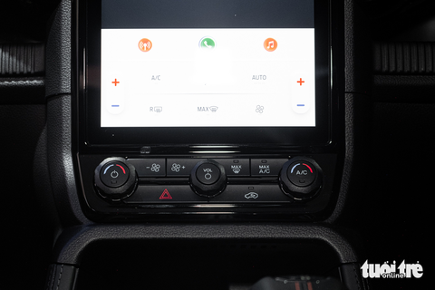 Khám phá Ford Ranger Stormtrak sắp bán ở Việt Nam: Nhiều trang bị xịn, giá quy đổi từ 865 triệu - Ảnh 18. Khám phá Ford Ranger Stormtrak sắp bán ở Việt Nam: Nhiều trang bị xịn, giá quy đổi từ 865 triệu - Ảnh 18.