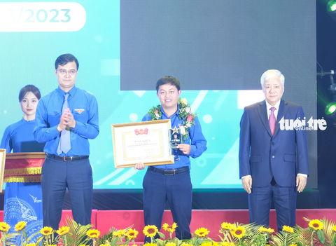 Trao giải thưởng Lý Tự Trọng cho 100 cán bộ Đoàn toàn quốc - Ảnh 1. Trao giải thưởng Lý Tự Trọng cho 100 cán bộ Đoàn toàn quốc - Ảnh 1.