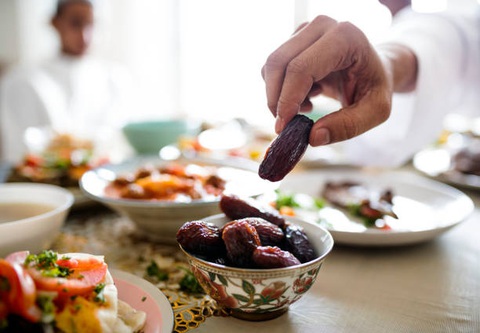 Tháng Ramadan, người Hồi giáo ăn uống như thế nào? - Ảnh 4. Tháng Ramadan, người Hồi giáo ăn uống như thế nào? - Ảnh 4.