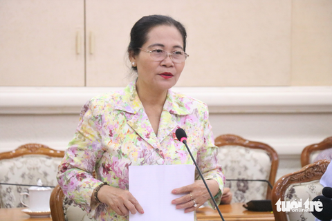 TP.HCM: Vướng nghĩa vụ tài chính, hàng nghìn căn hộ vẫn chưa có sổ hồng - Ảnh 1. Chủ tịch HĐND TP.HCM Nguyễn Thị Lệ phát biểu kết luận tại buổi giám sát - Ảnh: CẨM NƯƠNG
