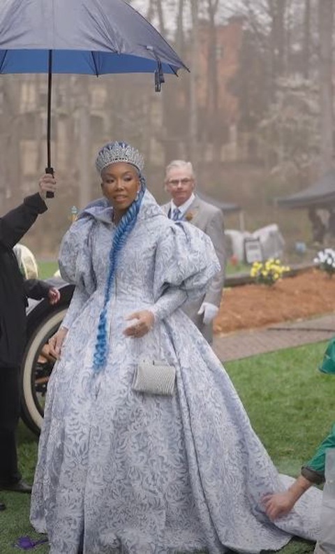 Disney khiến fan khóc ‘lụt’ thêm lần nữa vì diện mạo Cinderella - Ảnh 5. Disney khiến fan khóc ‘lụt’ thêm lần nữa vì diện mạo Cinderella - Ảnh 5.