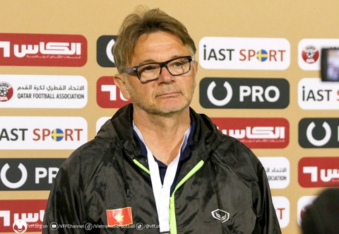 HLV Philippe Troussier: Thua U23 Iraq 0-3 là tỉ số không mong muốn - Ảnh 1. HLV Philippe Troussier: Thua U23 Iraq 0-3 là tỉ số không mong muốn - Ảnh 1.