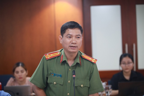 Vụ ma túy trong hành lý bốn tiếp viên: Công an TP.HCM chưa có thông tin liên quan bắt hai nghi can - Ảnh 1. Vụ ma túy trong hành lý bốn tiếp viên: Công an TP.HCM chưa có thông tin liên quan bắt hai nghi can - Ảnh 1.