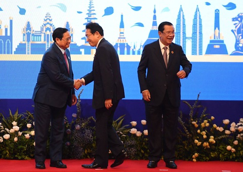 Việt Nam ủng hộ ASEAN nâng tầm quan hệ với Nhật Bản - Ảnh 1. Việt Nam ủng hộ ASEAN nâng tầm quan hệ với Nhật Bản - Ảnh 1.