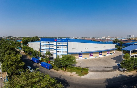 Lazada khánh thành Trung tâm phân loại xử lý 1 triệu đơn hàng mỗi ngày - Ảnh 1. Lazada khánh thành Trung tâm phân loại xử lý 1 triệu đơn hàng mỗi ngày - Ảnh 1.