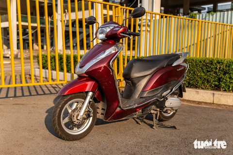 Là nam nhưng tôi thích chạy Honda Lead vì cốp không đáy - Ảnh 1. Là nam nhưng tôi thích chạy Honda Lead vì cốp không đáy - Ảnh 1.