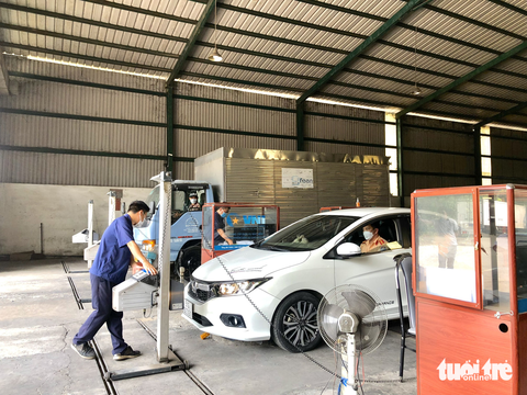 Giảm ùn tắc đăng kiểm: Cần bổ sung nguồn nhân lực, đăng kiểm viên - Ảnh 3. Giảm ùn tắc đăng kiểm: Cần bổ sung nguồn nhân lực, đăng kiểm viên - Ảnh 3.