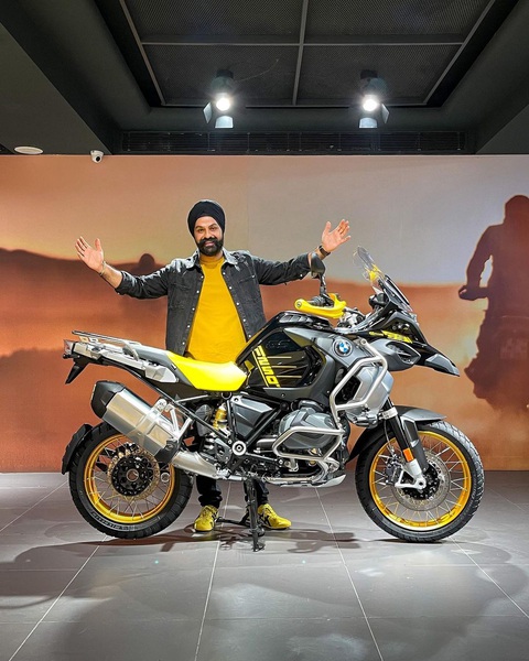 Dân chơi rán trứng trên thân xe mô tô Ducati tiền tỉ - Ảnh 3. Dân chơi rán trứng trên thân xe mô tô Ducati tiền tỉ - Ảnh 3.