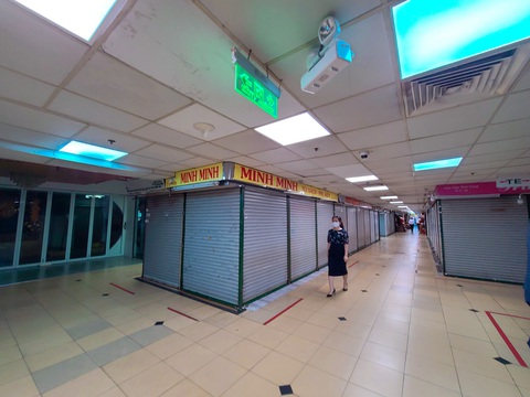 Thương nhân An Đông Plaza kêu cứu: Có hiểu lầm về chính sách thuê quầy sạp? - Ảnh 4. Thương nhân An Đông Plaza kêu cứu: Có hiểu lầm về chính sách thuê quầy sạp? - Ảnh 4.