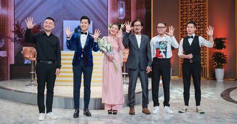 Xem - nghe cuối tuần: Ngân Quỳnh và chuyện tình 35 năm; Ngắm tranh nude ‘Em Tuyết’ - Ảnh 1. Xem - nghe cuối tuần: Ngân Quỳnh và chuyện tình 35 năm; Ngắm tranh nude ‘Em Tuyết’ - Ảnh 1.