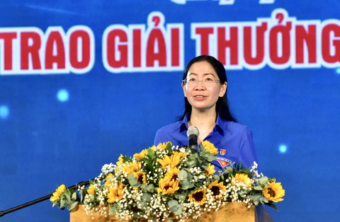 Ngày của phở 12-12 nhận giải thưởng Hồ Hảo Hớn - Ảnh 3. Ngày của phở 12-12 nhận giải thưởng Hồ Hảo Hớn - Ảnh 3.