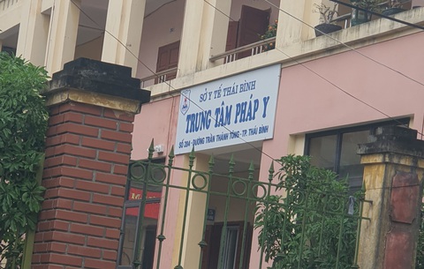 Bắt phó giám đốc Trung tâm Pháp y Thái Bình - Ảnh 1. Bắt phó giám đốc Trung tâm Pháp y Thái Bình - Ảnh 1.