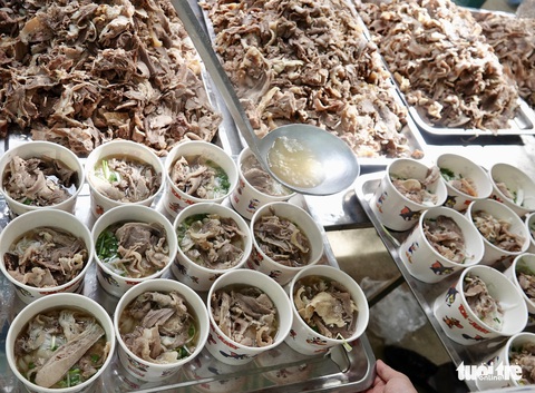 Ngày của phở 12-12 giành giải Hồ Hảo Hớn: Hành trình đưa phở và hương phở bay xa - Ảnh 6. Ngày của phở 12-12 giành giải Hồ Hảo Hớn: Hành trình đưa phở và hương phở bay xa - Ảnh 6.