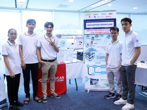 Sinh viên sáng tạo công nghệ lọc nước sạch cho ao nuôi tôm - Ảnh 1. Sinh viên sáng tạo công nghệ lọc nước sạch cho ao nuôi tôm - Ảnh 1.