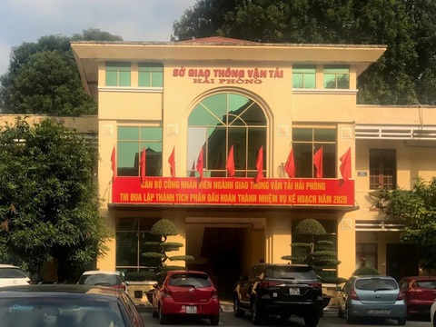Đùn đẩy công việc, giám đốc và phó giám đốc sở bị phê bình - Ảnh 1. Đùn đẩy công việc, giám đốc và phó giám đốc sở bị phê bình - Ảnh 1.