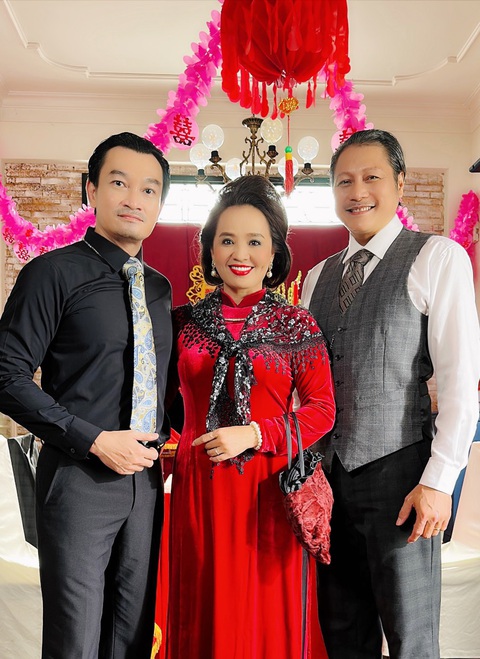 Làm con của Trương Minh Quốc Thái, Yeye Nhật Hạ phát mệt vì... khóc - Ảnh 4. Làm con của Trương Minh Quốc Thái, Yeye Nhật Hạ phát mệt vì... khóc - Ảnh 4.