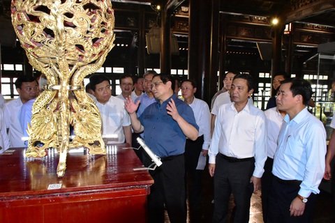 Thủ tướng đề nghị xây mới Bảo tàng Cổ vật cung đình Huế, trả lại nguyên trạng di tích điện Long An - Ảnh 1. Thủ tướng đề nghị xây mới Bảo tàng Cổ vật cung đình Huế, trả lại nguyên trạng di tích điện Long An - Ảnh 1.