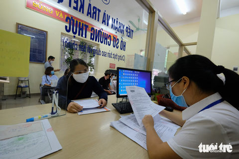 Đề xuất tăng chế độ bảo hiểm xã hội của người hoạt động không chuyên trách cấp xã - Ảnh 1. Đề xuất tăng chế độ bảo hiểm xã hội của người hoạt động không chuyên trách cấp xã - Ảnh 1.