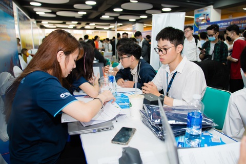 Doanh nghiệp công nghệ săn nhân sự chất lượng tại HUTECH It Open Day 2023 - Ảnh 3. Doanh nghiệp công nghệ săn nhân sự chất lượng tại HUTECH It Open Day 2023 - Ảnh 3.