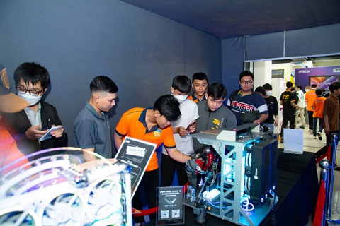 Doanh nghiệp công nghệ săn nhân sự chất lượng tại HUTECH It Open Day 2023 - Ảnh 4. Doanh nghiệp công nghệ săn nhân sự chất lượng tại HUTECH It Open Day 2023 - Ảnh 4.