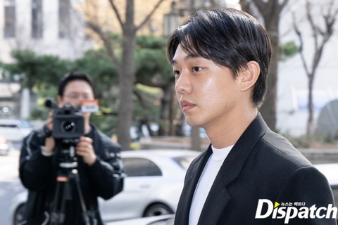 Yoo Ah In xin lỗi khán giả về bê bối sử dụng chất cấm - Ảnh 4. Yoo Ah In xin lỗi khán giả về bê bối sử dụng chất cấm - Ảnh 4.