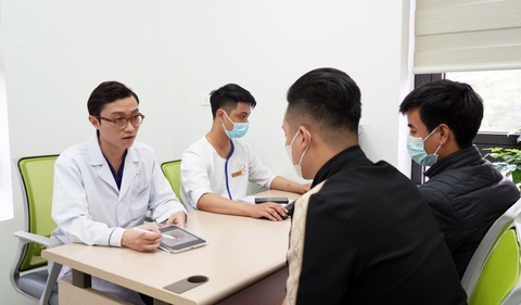 Không quan hệ ngoài luồng có mắc bệnh lây qua đường tình dục? - Ảnh 1. Không quan hệ ngoài luồng có mắc bệnh lây qua đường tình dục? - Ảnh 1.