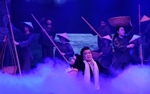 Tình yêu đất nước thiết tha trong Câu hò đất mẹ - Ảnh 3. Tình yêu đất nước thiết tha trong Câu hò đất mẹ - Ảnh 3.
