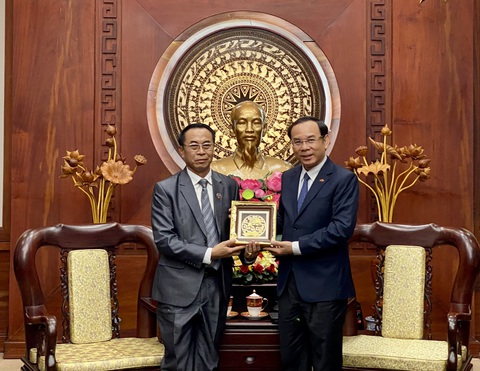 Không có quan hệ nào đặc biệt hơn Việt - Lào - Ảnh 1. Không có quan hệ nào đặc biệt hơn Việt - Lào - Ảnh 1.