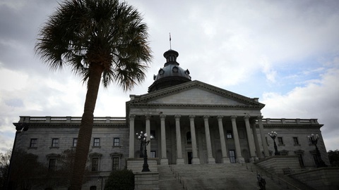 South Carolina chính thức cấm người nước ngoài sở hữu bất động sản - Ảnh 1. South Carolina chính thức cấm người nước ngoài sở hữu bất động sản - Ảnh 1.