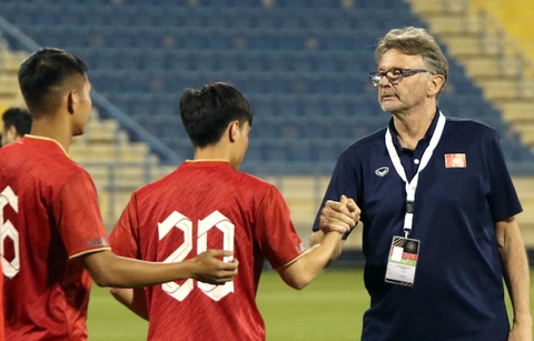 HLV Troussier: U23 Việt Nam đang đi đúng hướng cho SEA Games - Ảnh 1. HLV Troussier: U23 Việt Nam đang đi đúng hướng cho SEA Games - Ảnh 1.