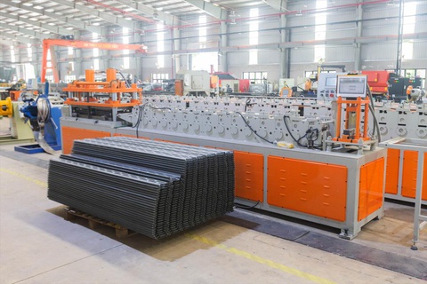 Á Đông được cấp chứng nhận đăng ký quyền ứng dụng lam tôn đục lỗ làm bảng hiệu - Ảnh 2. Á Đông được cấp chứng nhận đăng ký quyền ứng dụng lam tôn đục lỗ làm bảng hiệu - Ảnh 2.