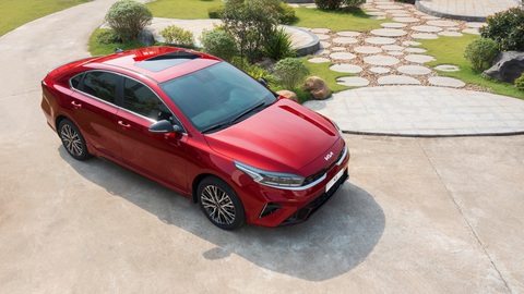Kia K3 ưu đãi 50% phí trước bạ, tăng sức cạnh tranh trong phân khúc C-sedan - Ảnh 1. Kia K3 ưu đãi 50% phí trước bạ, tăng sức cạnh tranh trong phân khúc C-sedan - Ảnh 1.