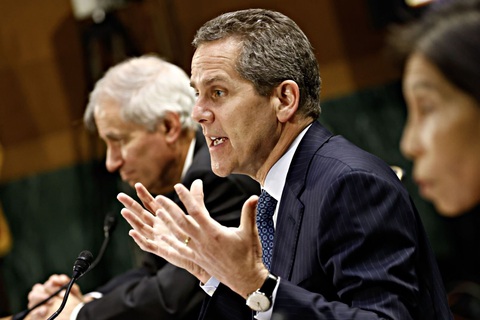 Fed: Sự cố ở SVB là ví dụ kinh điển về quản lý ngân hàng yếu kém - Ảnh 1. Fed: Sự cố ở SVB là ví dụ kinh điển về quản lý ngân hàng yếu kém - Ảnh 1.