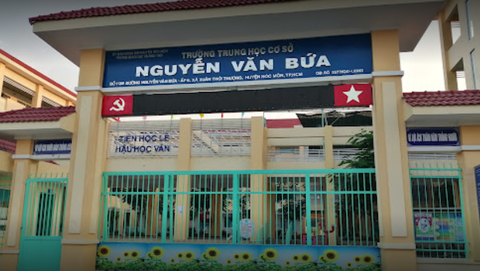 Hiệu trưởng ép học sinh đóng tiền đi ngoại khóa, có lại quả cho giáo viên chủ nhiệm? - Ảnh 1. Hiệu trưởng ép học sinh đóng tiền đi ngoại khóa, có lại quả cho giáo viên chủ nhiệm? - Ảnh 1.