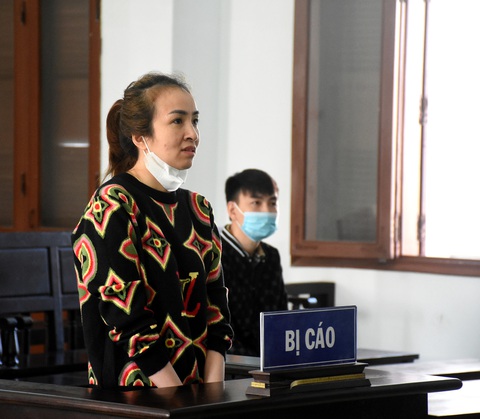 Nhờ người chạy án, bị lừa gần 1 tỉ còn dính tội đưa hối lộ - Ảnh 2. Nhờ người chạy án, bị lừa gần 1 tỉ còn dính tội đưa hối lộ - Ảnh 2.