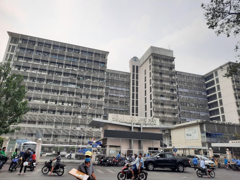 Phụ huynh nhận cuộc gọi thông báo con chấn thương sọ não, bị lừa chuyển tiền vào tài khoản - Ảnh 1. Phụ huynh nhận cuộc gọi thông báo con chấn thương sọ não, bị lừa chuyển tiền vào tài khoản - Ảnh 1.