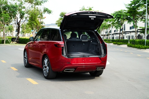 Range Rover Sport 2023 giá cao nhất gần 9 tỉ đồng - SUV của giới siêu giàu - Ảnh 14. Range Rover Sport 2023 giá cao nhất gần 9 tỉ đồng - SUV của giới siêu giàu - Ảnh 14.
